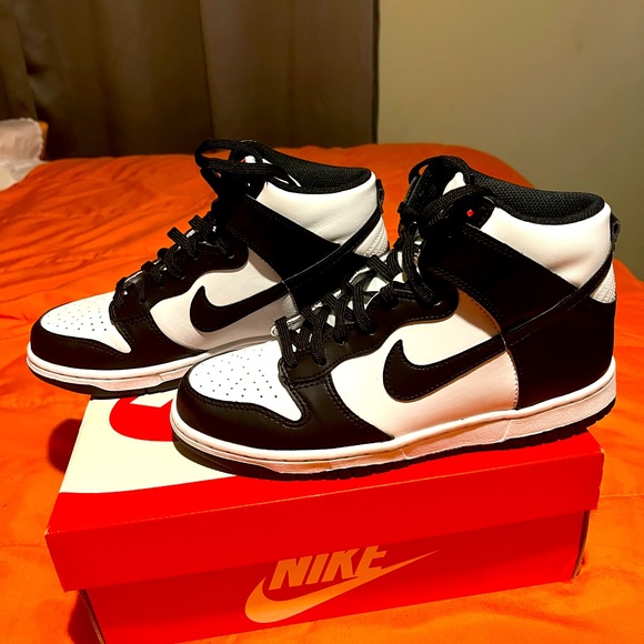 Nike dunk high top Youth size6/ Women 8 - Picture 1 of 7